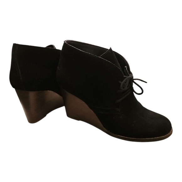 Lucky Brand Black Wedge Ankle Boots - Picture 1 of 3